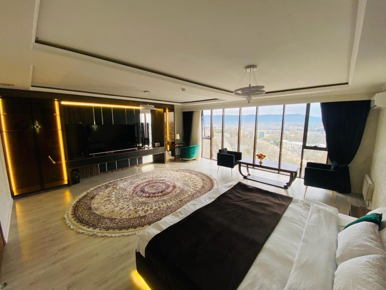 Baland Hotel Dusanbe Kültér fotó