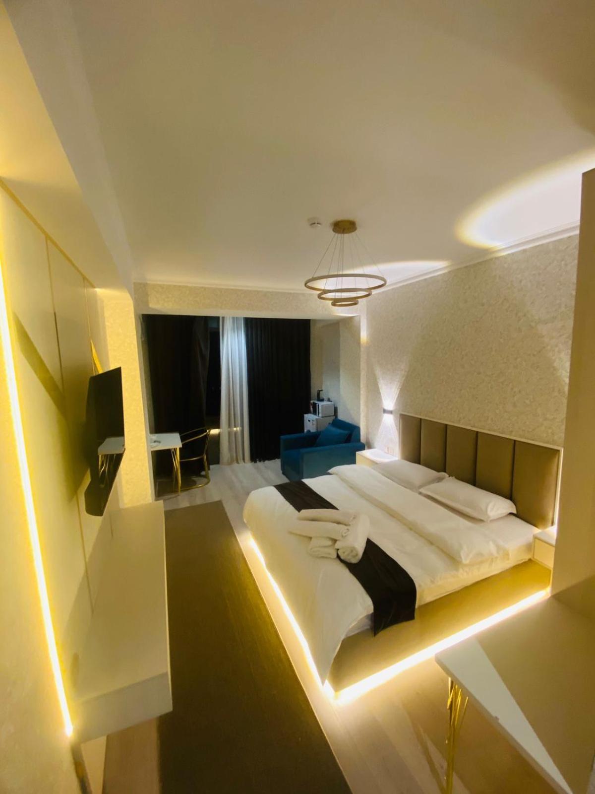 Baland Hotel Dusanbe Kültér fotó
