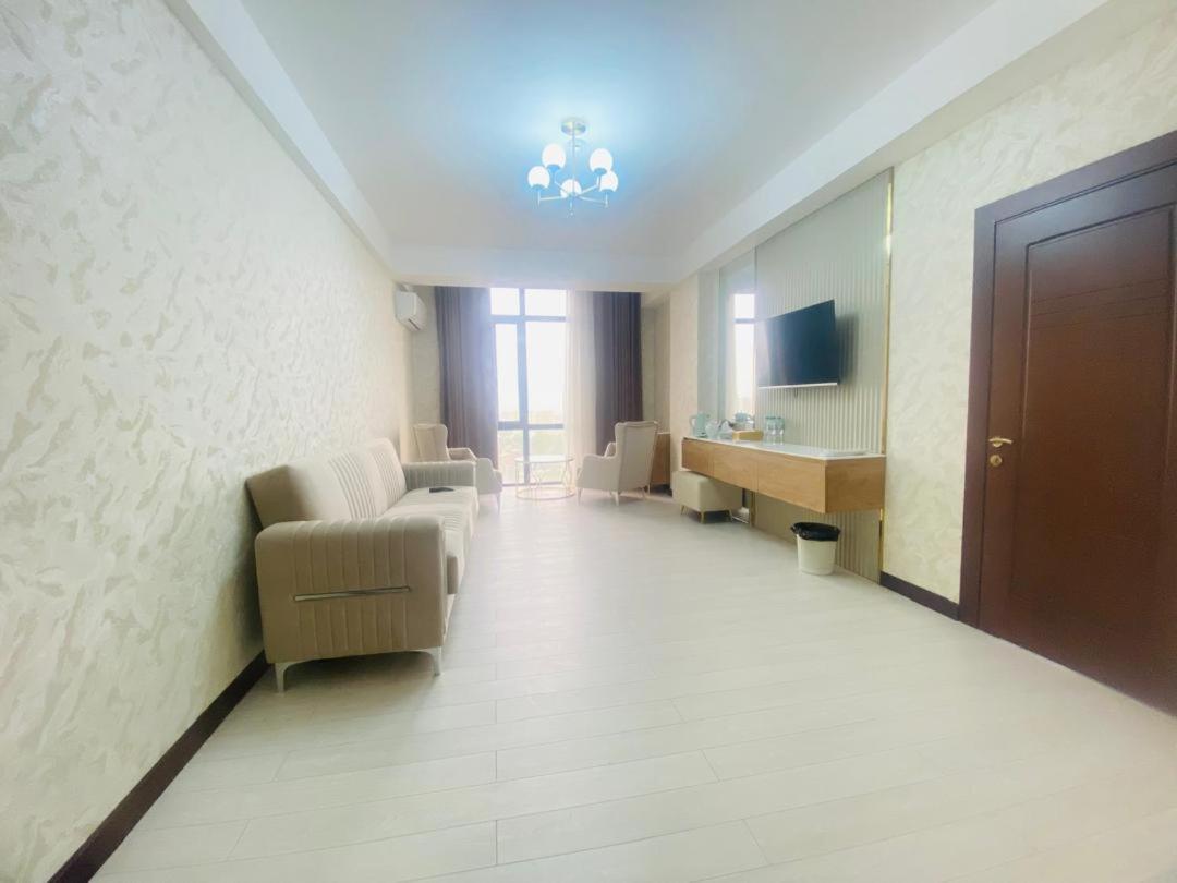 Baland Hotel Dusanbe Kültér fotó