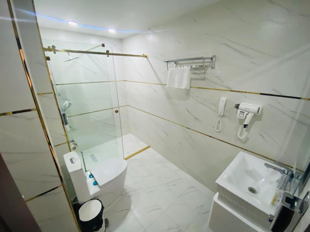 Baland Hotel Dusanbe Kültér fotó